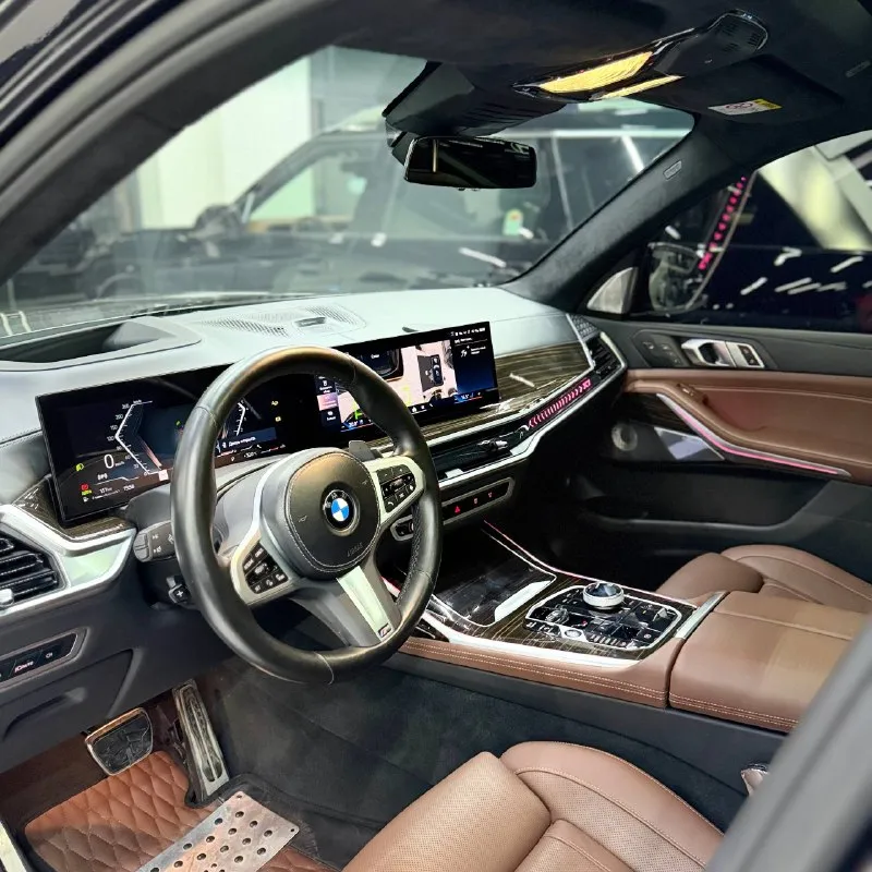Салон BMW X7